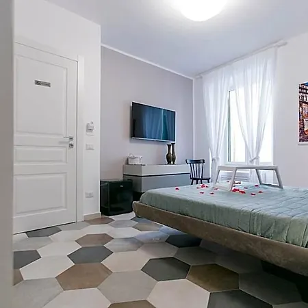 Bed & Breakfast Anticaglia 24 Napoli