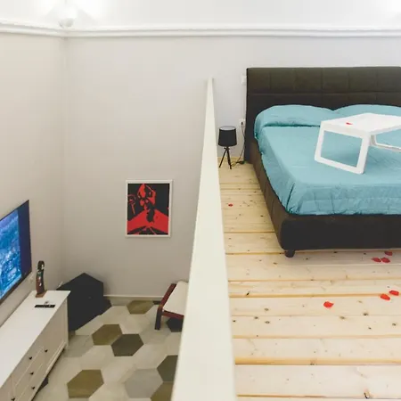 Anticaglia/24 Νάπολη