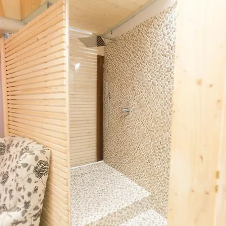 Anticaglia/24 Bed and Breakfast