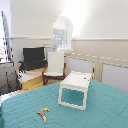 Anticaglia/24 Bed and Breakfast 3*