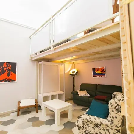 Anticaglia/24 3* Νάπολη