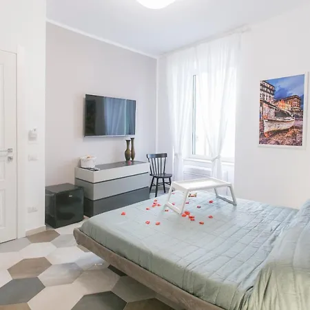 ベッド・アンド・ブレックファスト Anticaglia/24 3*