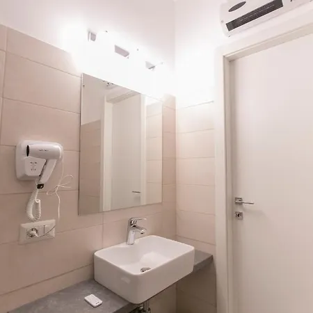 Bed & Breakfast Anticaglia 24 Napels