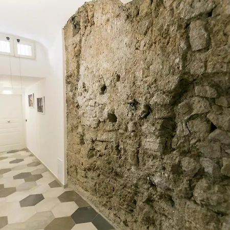 Anticaglia 24 Napels